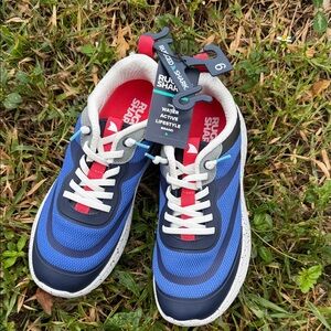 Rugged Shark Navy and Pink Sneakers. SIZE 6Y. NWT